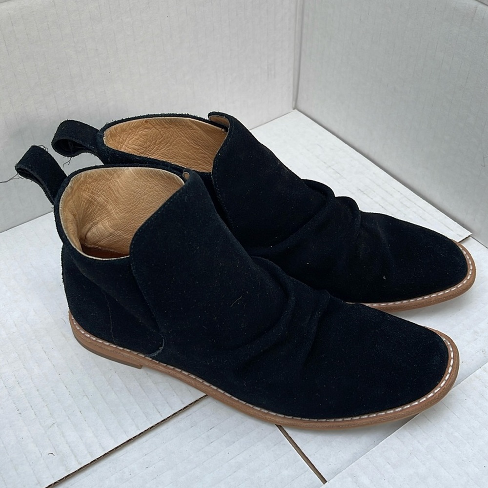 Bill Blass Boots